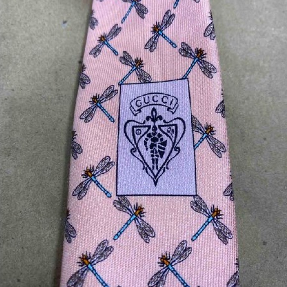 Authentic Gucci Pink Silk Dragonfly Tie 58" - Picture 2 of 9